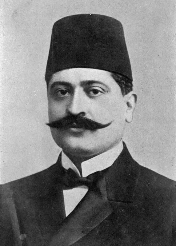 Ảnh chụp Mehmed Talaat Pasha năm 1916.