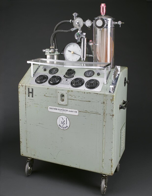 Máy thở Engström Model 150, ảnh chụp thiết bị chế tạo tại Thụy Điển trong giai đoạn 1955–1970.