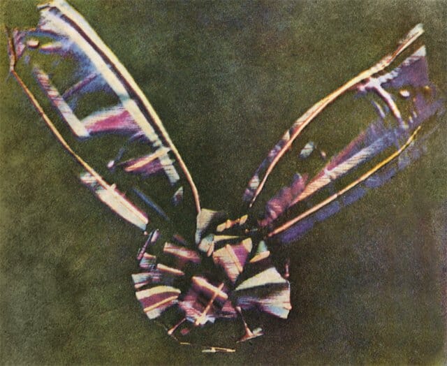 First color photo